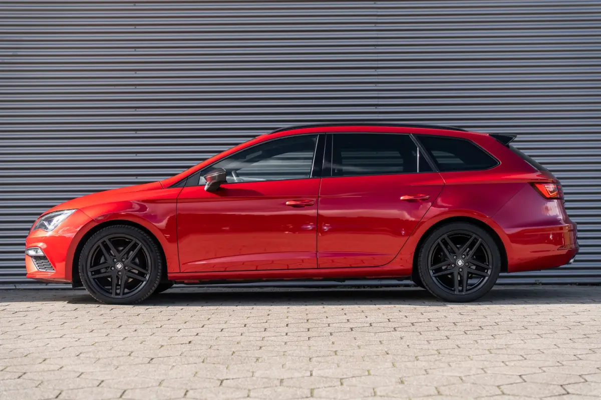 1.5 TSI FR Ultimate Edition Black VIRTUAL*ACC*PANO*KEYLESS*BEATS*LANE