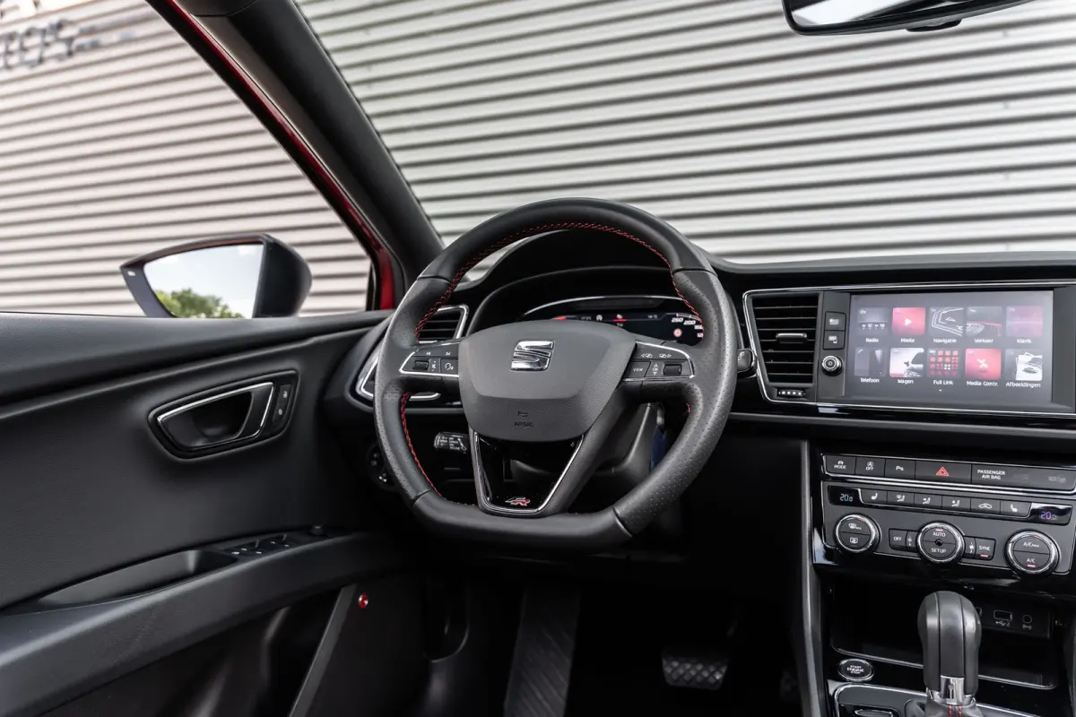 1.5 TSI FR Ultimate Edition Black VIRTUAL*ACC*PANO*KEYLESS*BEATS*LANE
