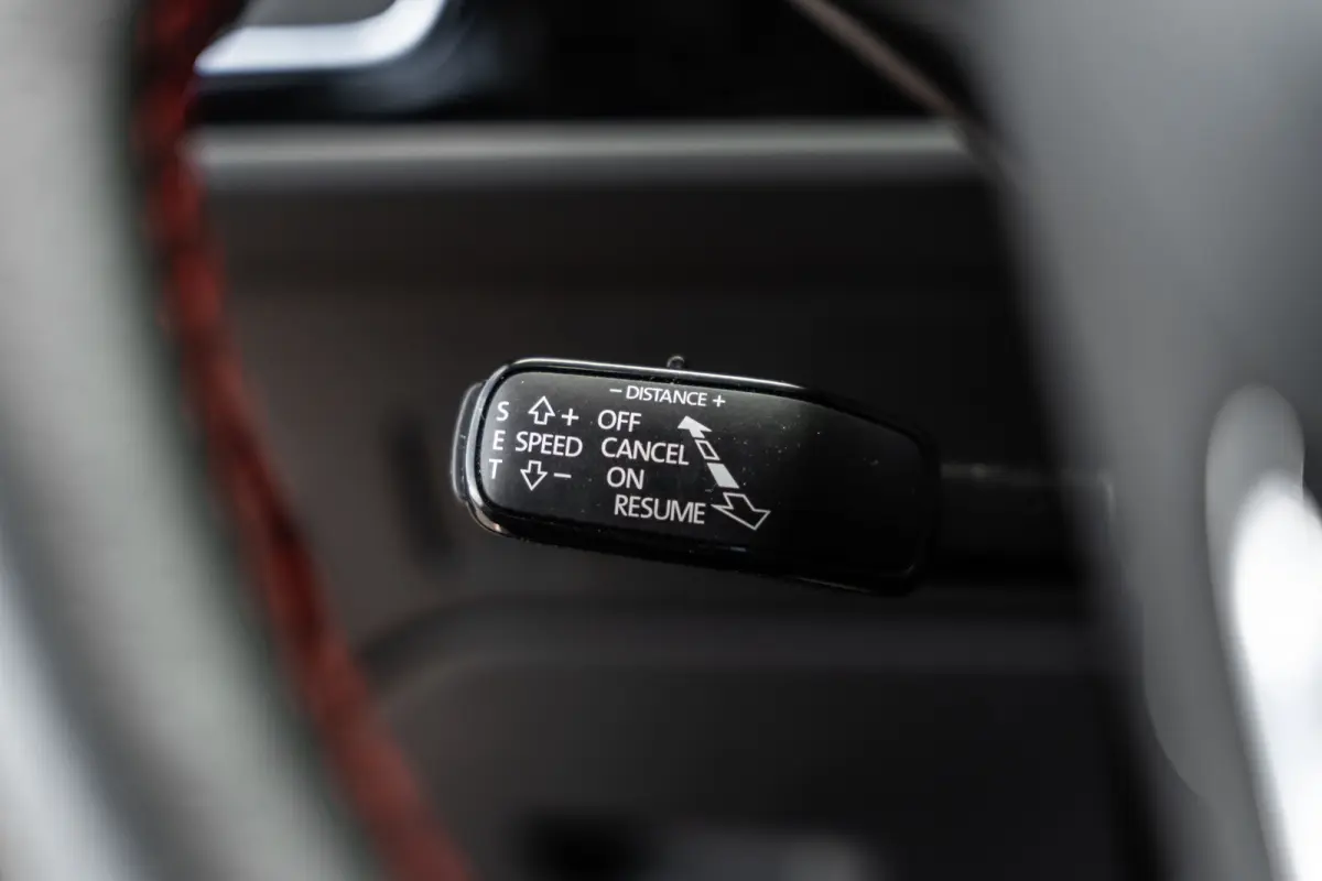 1.5 TSI FR Ultimate Edition Black VIRTUAL*ACC*PANO*KEYLESS*BEATS*LANE
