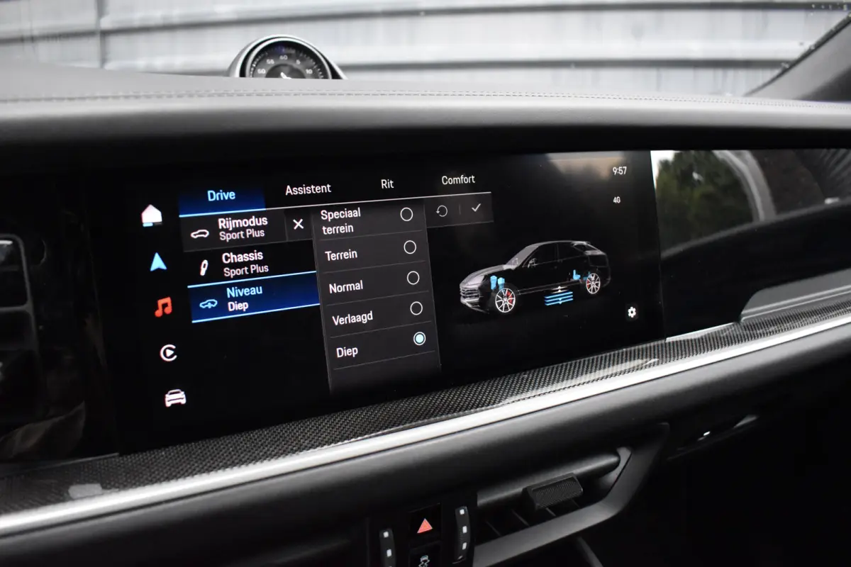 3.0 E-Hybrid | Panorama | ACC | 22'' Wielen | Trekhaak | Matrix | Bose | Stuur + stoel + achterbankverwarming