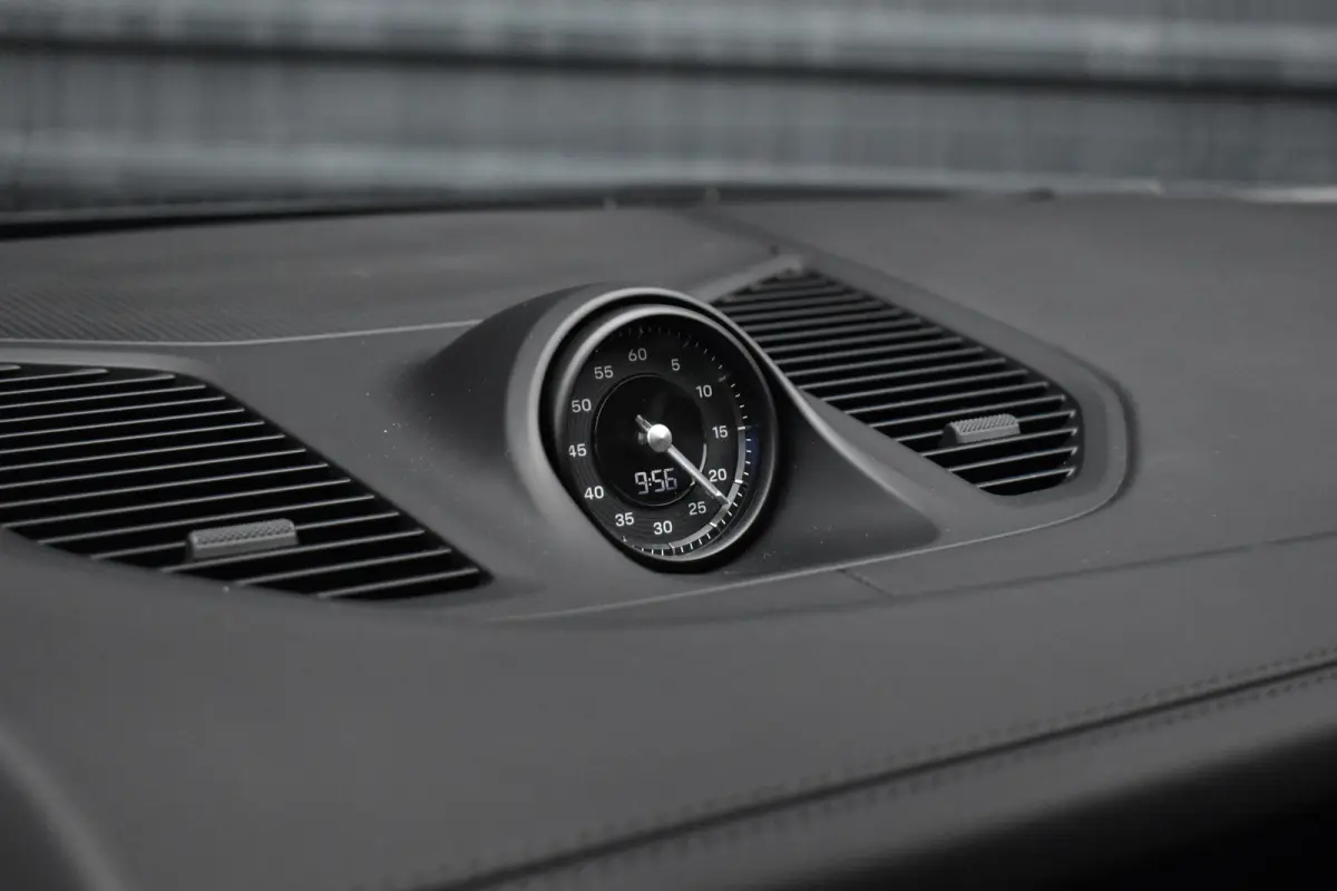 3.0 E-Hybrid | Panorama | ACC | 22'' Wielen | Trekhaak | Matrix | Bose | Stuur + stoel + achterbankverwarming