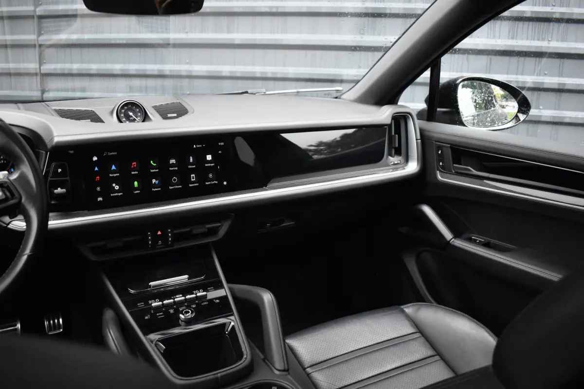 3.0 E-Hybrid | Panorama | ACC | 22'' Wielen | Trekhaak | Matrix | Bose | Stuur + stoel + achterbankverwarming