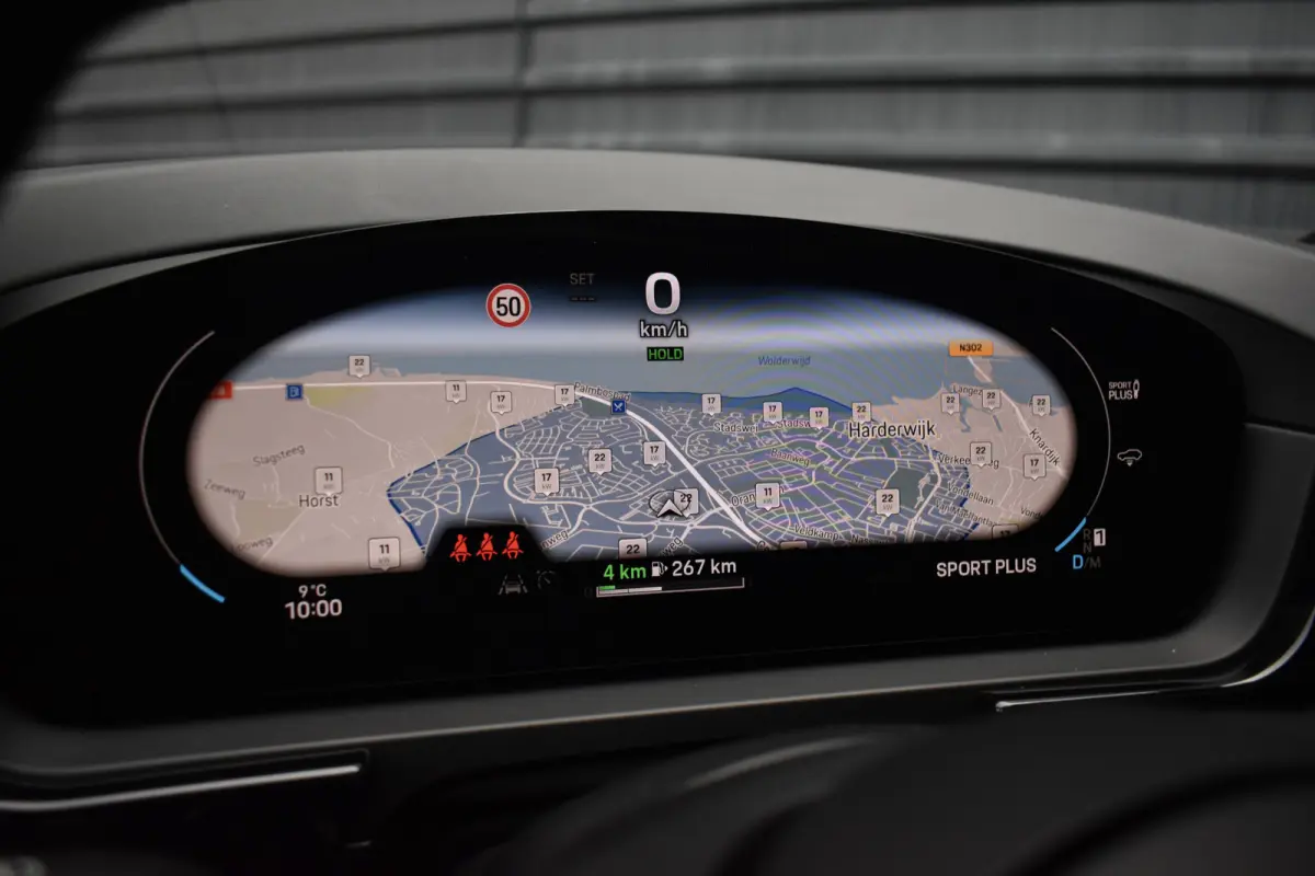 3.0 E-Hybrid | Panorama | ACC | 22'' Wielen | Trekhaak | Matrix | Bose | Stuur + stoel + achterbankverwarming