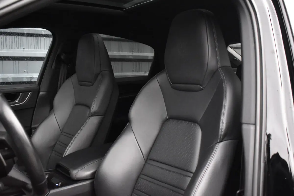 3.0 E-Hybrid | Panorama | ACC | 22'' Wielen | Trekhaak | Matrix | Bose | Stuur + stoel + achterbankverwarming