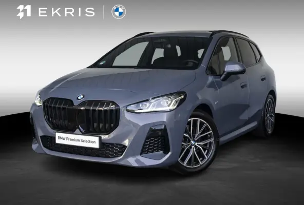 218i | M Sportpakket | Comfort Access | Panoramadak | Driving Assistant Plus | Head Up Display | Adaptief onderstel | Trekhaak
