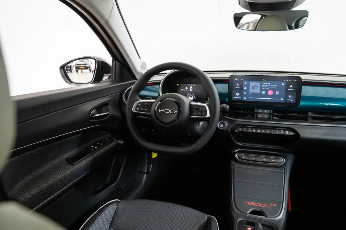 1.2 Hybrid 145PK Icon | Tot 8 Jaar Garantie | Camera | Navigatie | Stoelverwarming | Climate Controle | Apple Carplay & Android Auto |
