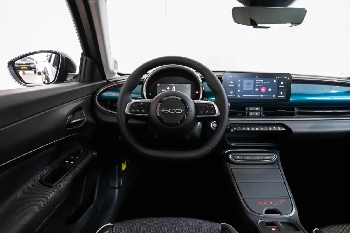 1.2 Hybrid 145PK Icon | Tot 8 Jaar Garantie | Camera | Navigatie | Stoelverwarming | Climate Controle | Apple Carplay & Android Auto |