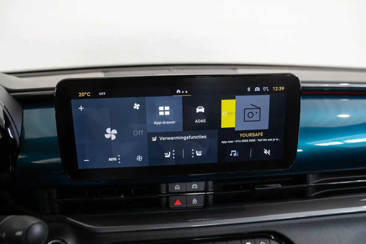1.2 Hybrid 145PK Icon | Tot 8 Jaar Garantie | Camera | Navigatie | Stoelverwarming | Climate Controle | Apple Carplay & Android Auto |