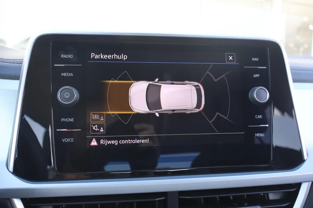 1.0 TSI 115pk Life Edition | Navigatie | PDC | Side Assist | Stoelverwarming