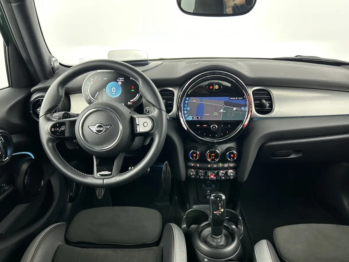 s 2.0 John Cooper Works Pano-dak/JCW-Remm/Camera/Head-up Display