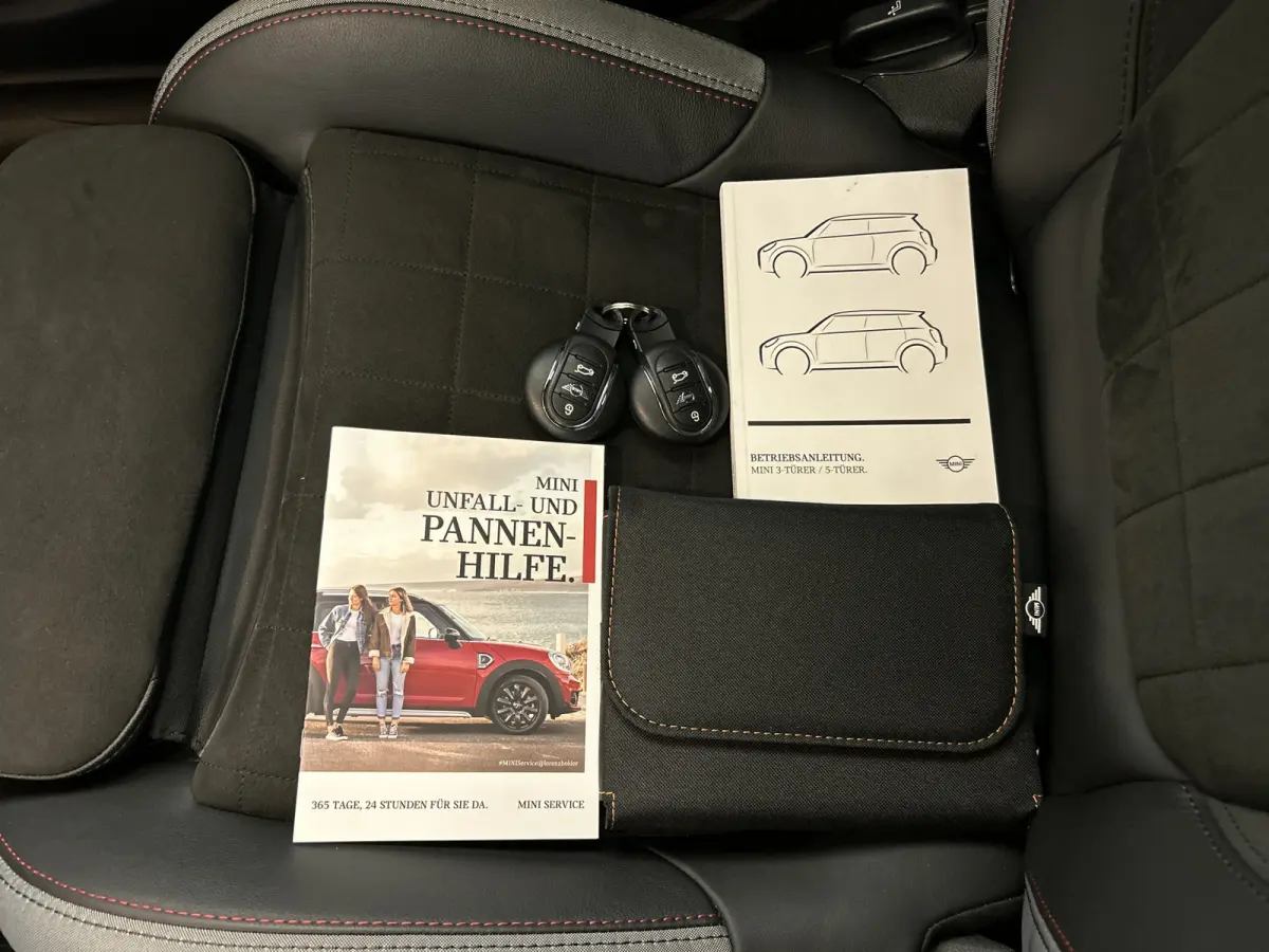 s 2.0 John Cooper Works Pano-dak/JCW-Remm/Camera/Head-up Display