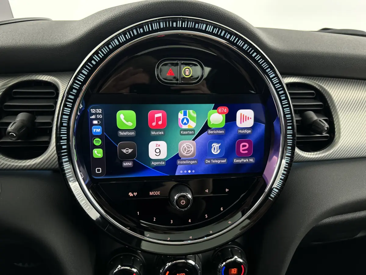 s 2.0 John Cooper Works Pano-dak/JCW-Remm/Camera/Head-up Display
