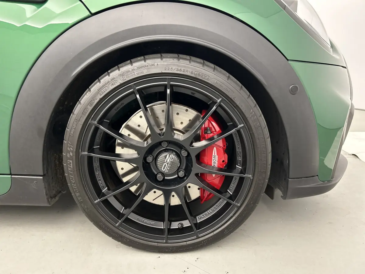 s 2.0 John Cooper Works Pano-dak/JCW-Remm/Camera/Head-up Display