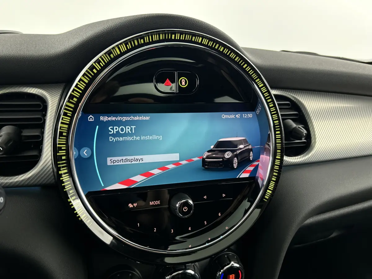 s 2.0 John Cooper Works Pano-dak/JCW-Remm/Camera/Head-up Display