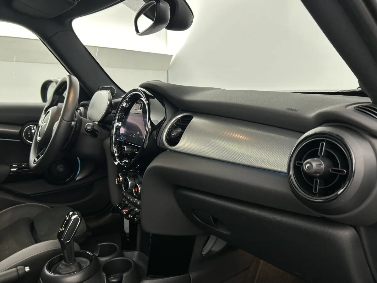 s 2.0 John Cooper Works Pano-dak/JCW-Remm/Camera/Head-up Display