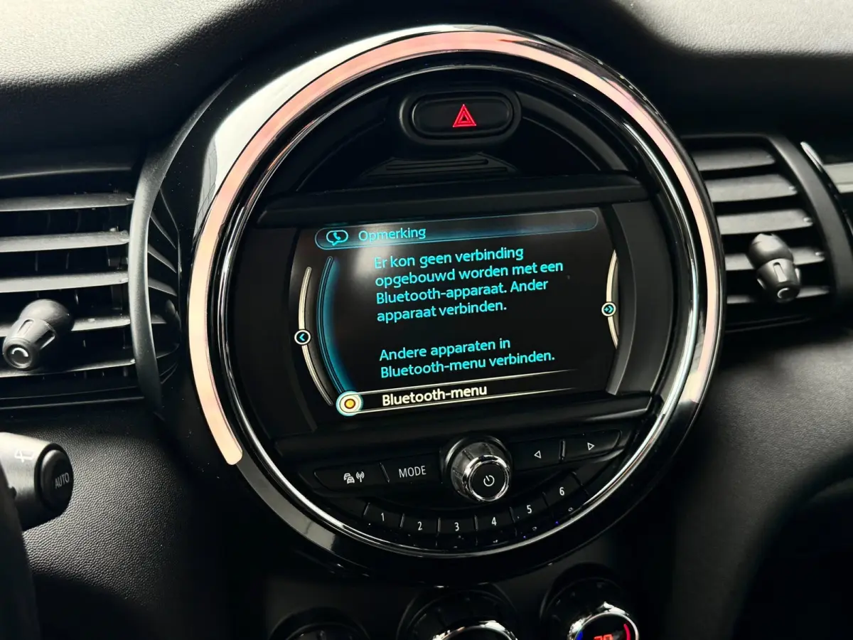 1.5 Cooper | John Cooper Works | Kings Cross | Sfeerverlichting | Dealer onderhouden | Navi | Bluetooth | Clima