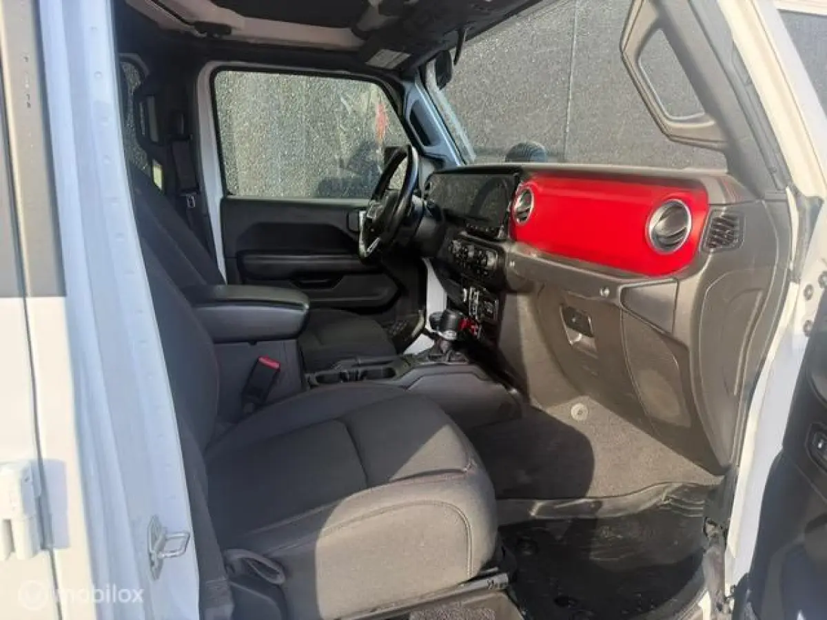 Rubicon 3.6 grijs kenteken LPG