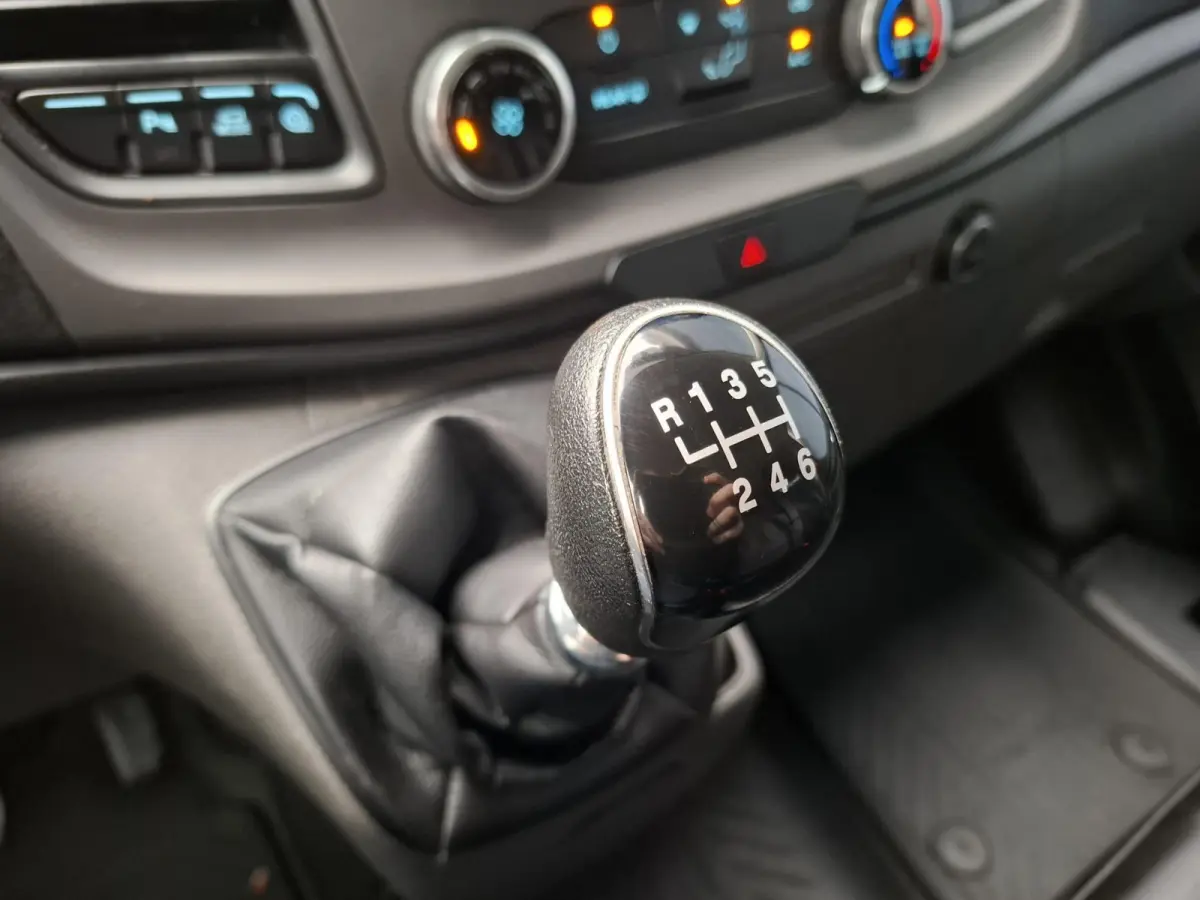 300 2.0 TDCI L2H1 Trend DC DUBBEL CABINE / AIRCO / CRUISE CONTROLE / TREKHAAK