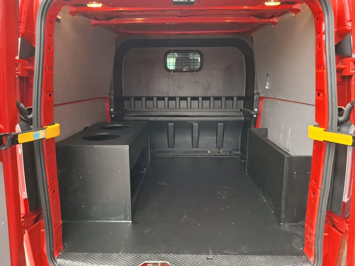 300 2.0 TDCI L2H1 Trend DC DUBBEL CABINE / AIRCO / CRUISE CONTROLE / TREKHAAK