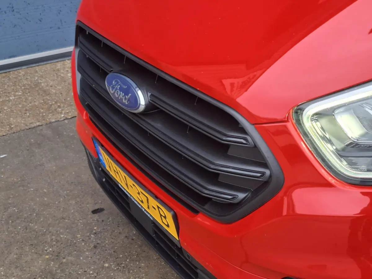 300 2.0 TDCI L2H1 Trend DC DUBBEL CABINE / AIRCO / CRUISE CONTROLE / TREKHAAK