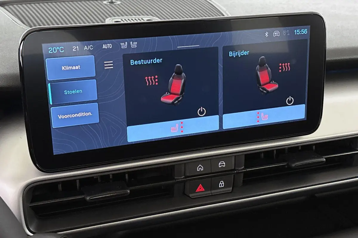Summit 54 kWh Panoramadak Stoelverwarming Keyless Cmaera