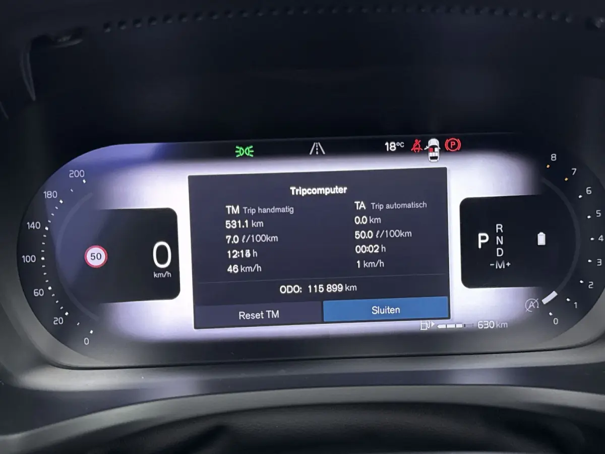 B4 Ultimate Dark | 1e Eigenaar | HUD | PDC V+A en Camera | Stoelventilatie - verwarming | Panoramadak | Keyless | Apple Carplay - Android Auto | Harman - Kardon |