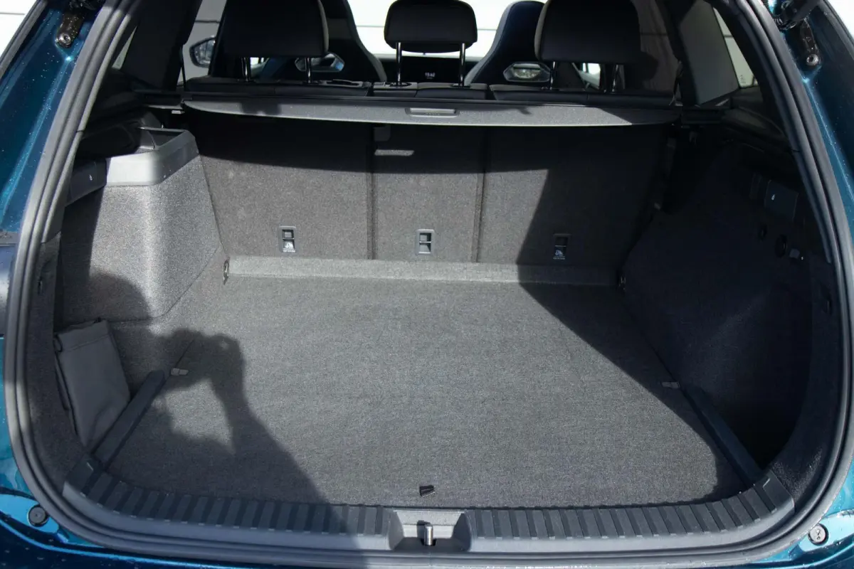 1.5 eHybrid 272pk R-Line | Panoramadak | trekhaak elektrisch Uitklapbaar