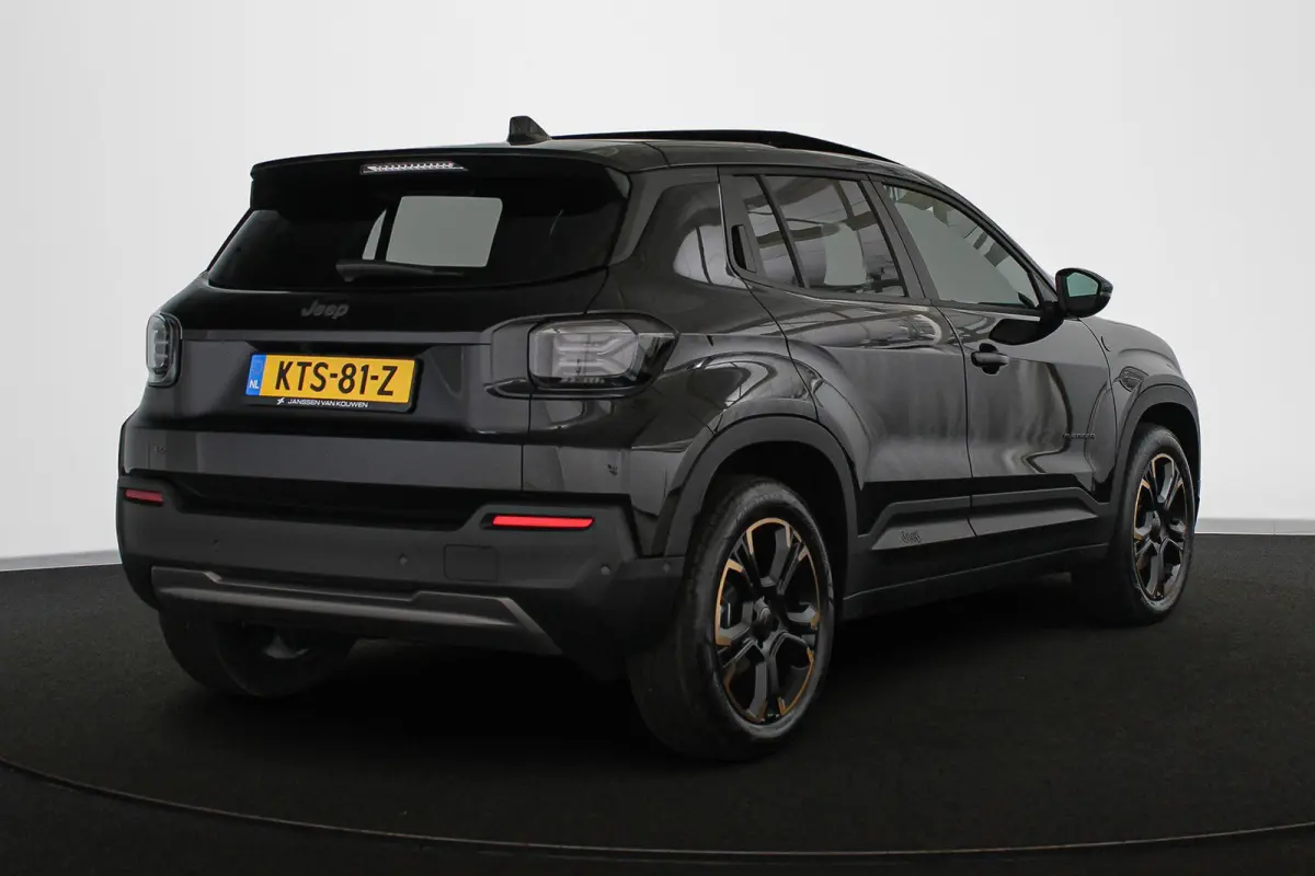 85th Anniversary 54 kWh Panoramadak Stoelverwarming Keyless Camera