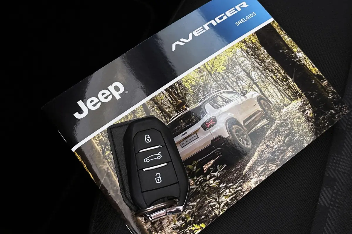 85th Anniversary 54 kWh Panoramadak Stoelverwarming Keyless Camera