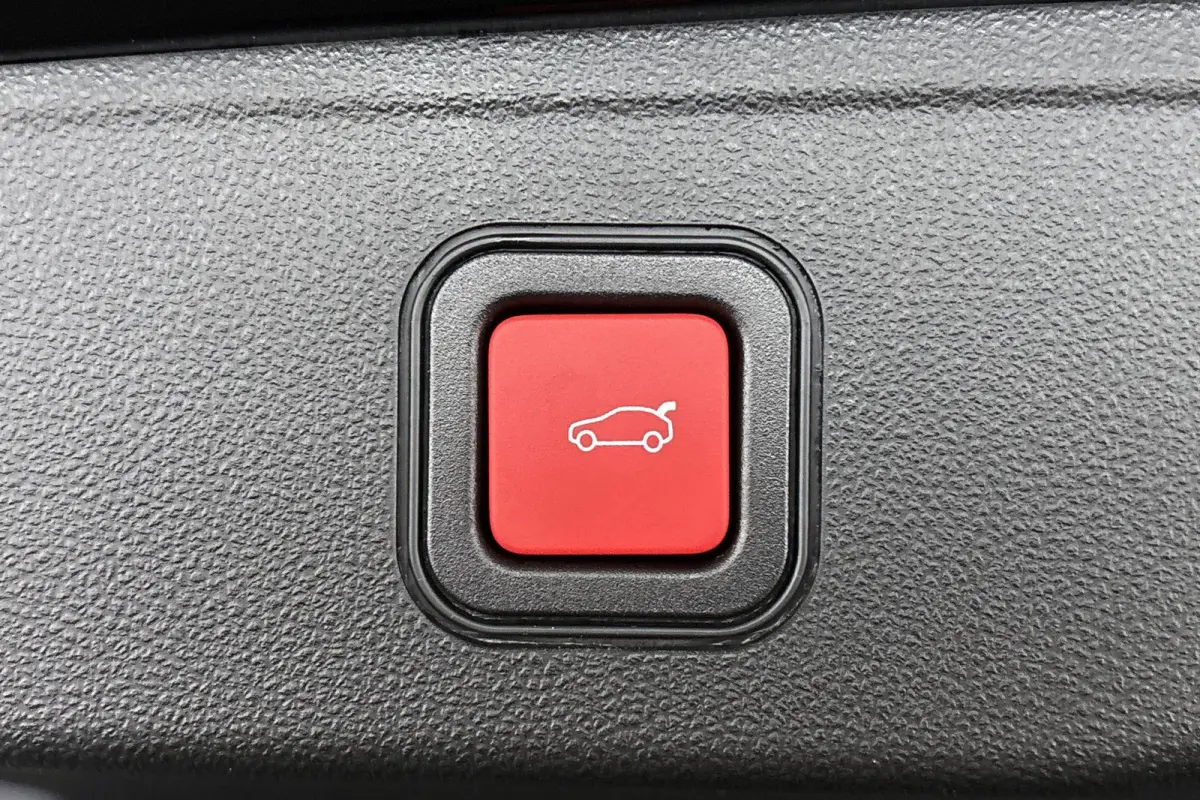 85th Anniversary 54 kWh Panoramadak Stoelverwarming Keyless Camera