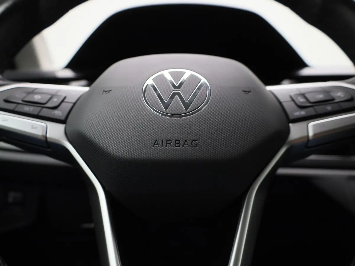 1.0 TSI Life Edition | Automaat | Parkeer sensoren | Virtual cockpit | DAB | Bluetooth | Cruise control | Airco | Apple carplay / Android auto | Camera