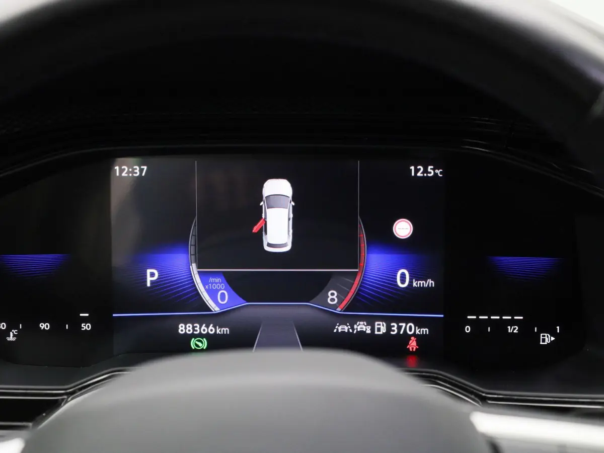 1.0 TSI Life Edition | Automaat | Parkeer sensoren | Virtual cockpit | DAB | Bluetooth | Cruise control | Airco | Apple carplay / Android auto | Camera