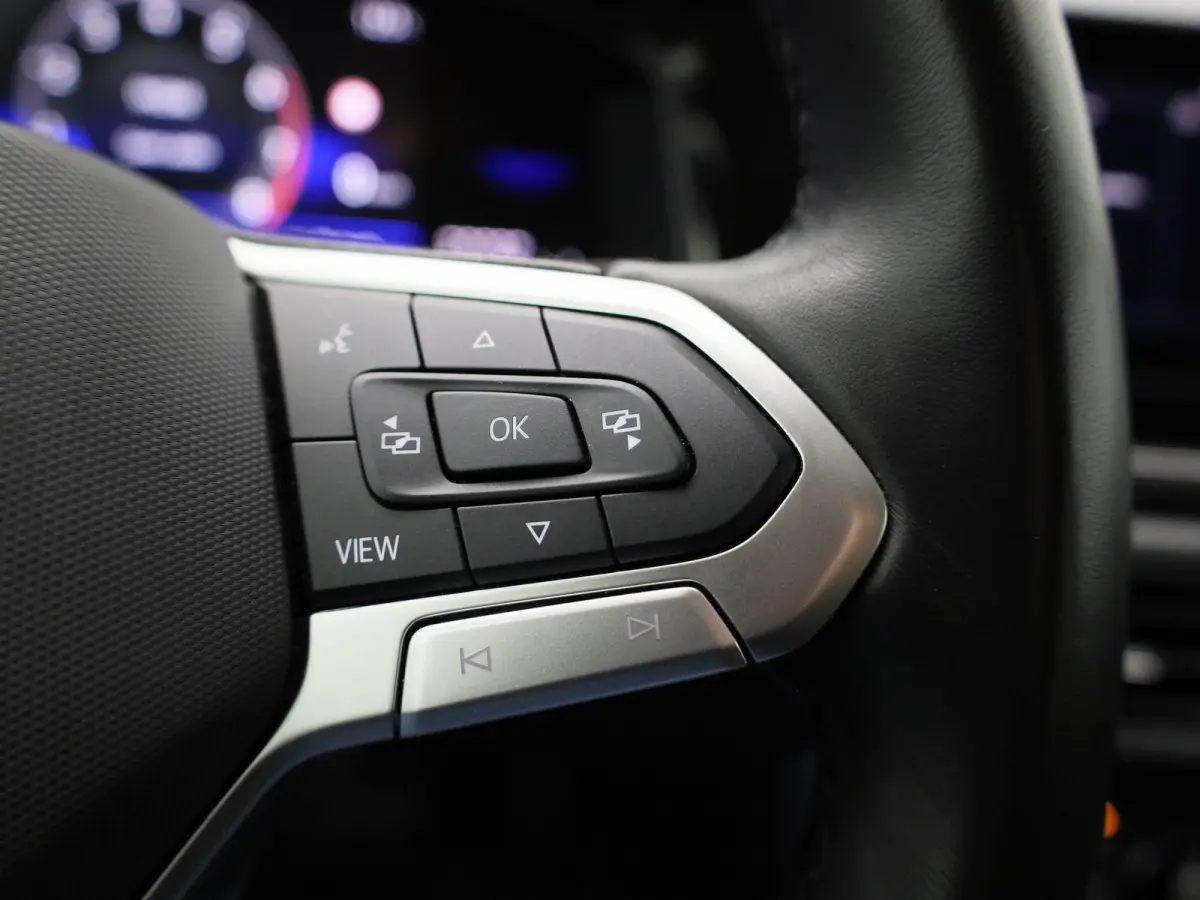 1.0 TSI Life Edition | Automaat | Parkeer sensoren | Virtual cockpit | DAB | Bluetooth | Cruise control | Airco | Apple carplay / Android auto | Camera