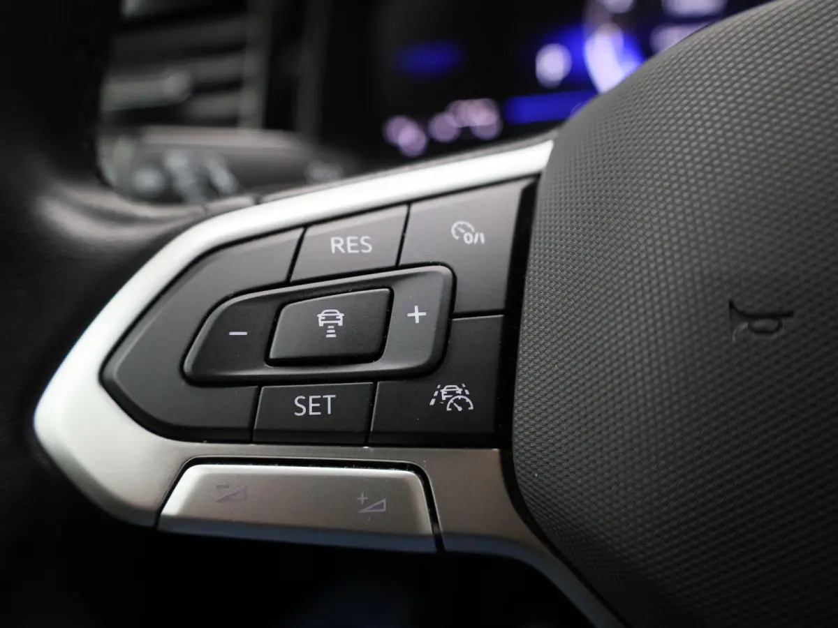1.0 TSI Life Edition | Automaat | Parkeer sensoren | Virtual cockpit | DAB | Bluetooth | Cruise control | Airco | Apple carplay / Android auto | Camera