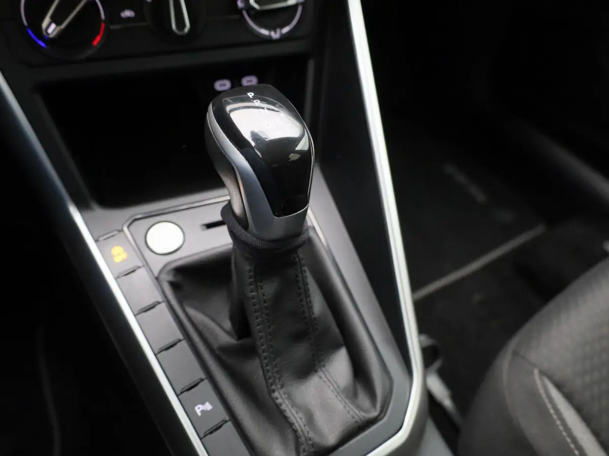 1.0 TSI Life Edition | Automaat | Parkeer sensoren | Virtual cockpit | DAB | Bluetooth | Cruise control | Airco | Apple carplay / Android auto | Camera