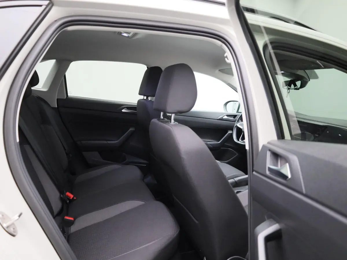 1.0 TSI Life Edition | Automaat | Parkeer sensoren | Virtual cockpit | DAB | Bluetooth | Cruise control | Airco | Apple carplay / Android auto | Camera