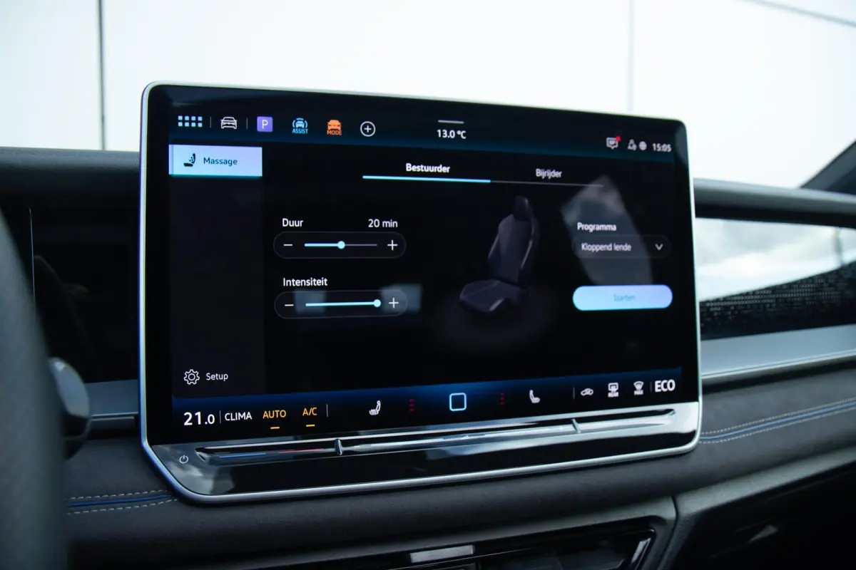 1.5 eHybrid 272pk R-Line Edition | SoH 100% | Panoramadak | Trekhaak Uitklapbaar | Head-up Display