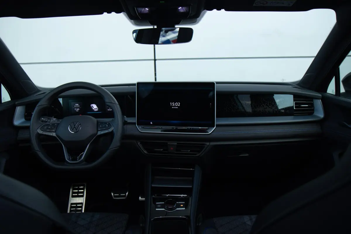 1.5 eHybrid 272pk R-Line Edition | SoH 100% | Panoramadak | Trekhaak Uitklapbaar | Head-up Display