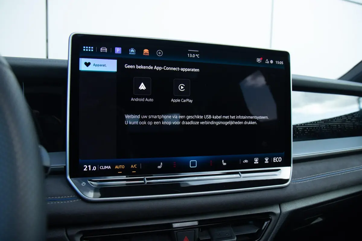1.5 eHybrid 272pk R-Line Edition | SoH 100% | Panoramadak | Trekhaak Uitklapbaar | Head-up Display