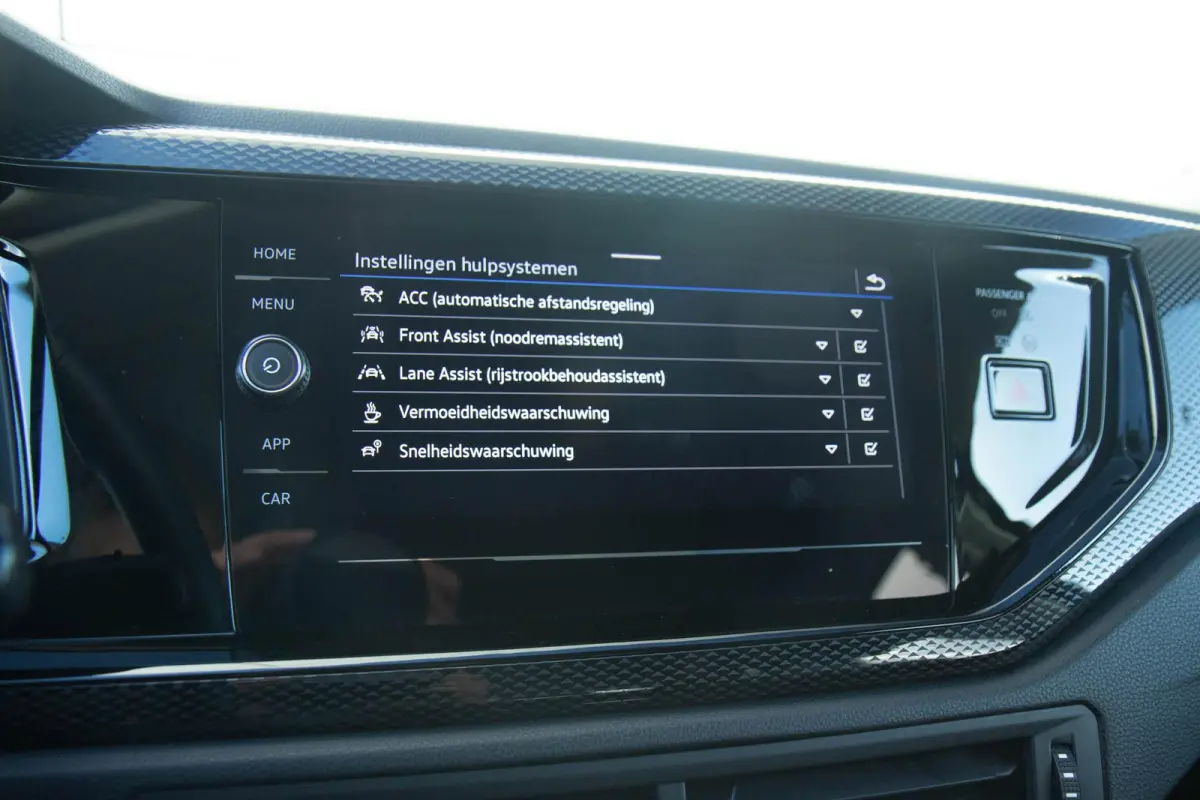 1.0 TSI 95pk Life Edition | Apple Carplay/Android Auto | Cruise Control Adaptief | Achteruitrijcamera