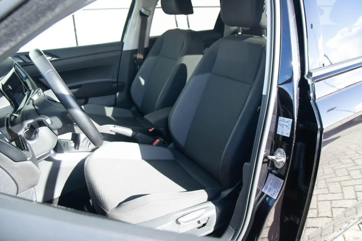 1.0 TSI 95pk Life Edition | Apple Carplay/Android Auto | Cruise Control Adaptief | Achteruitrijcamera