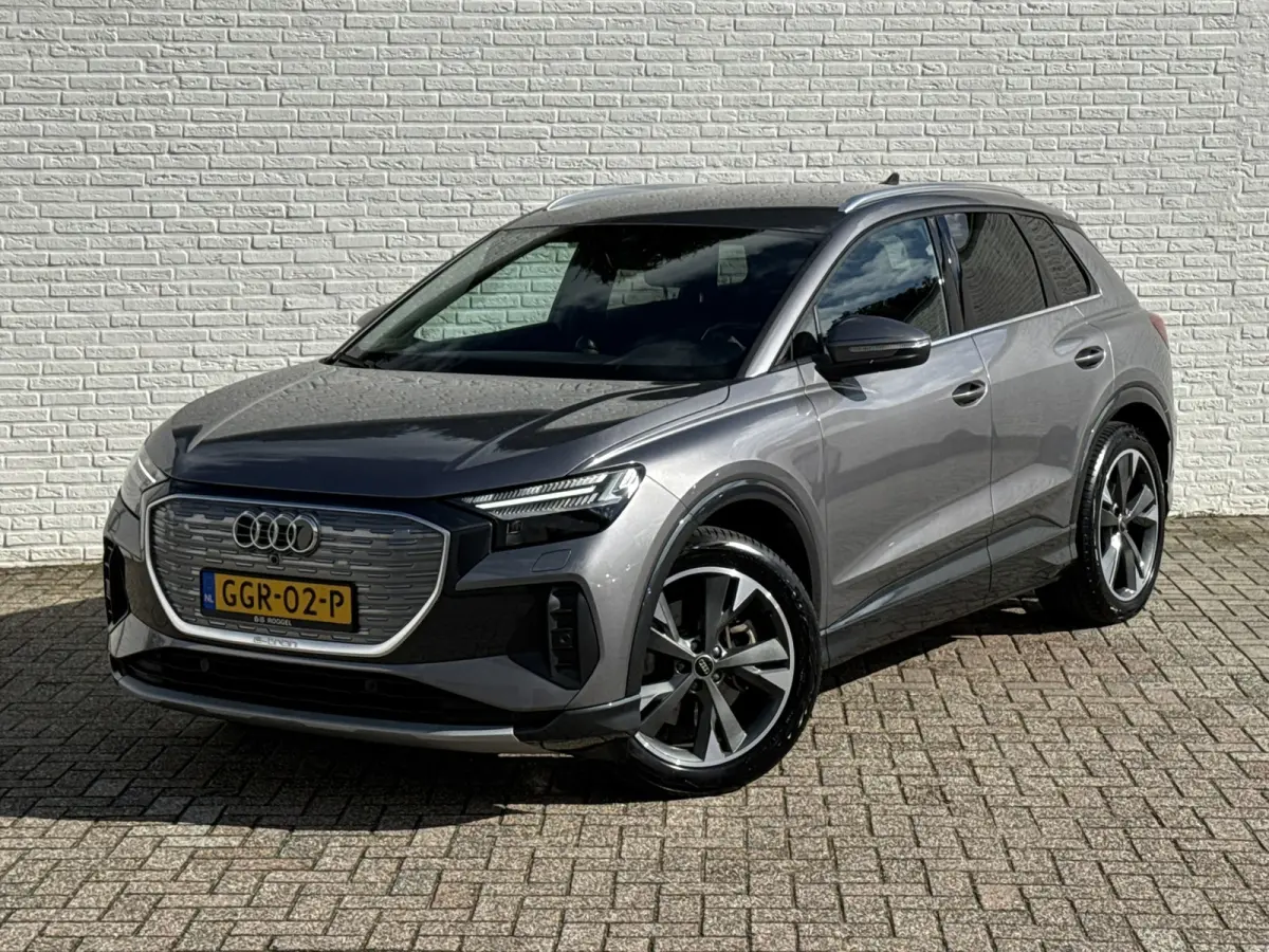 45 S Edition 82 kWh Trekhaak Adaptive cruise Camera 21 inch Velgen