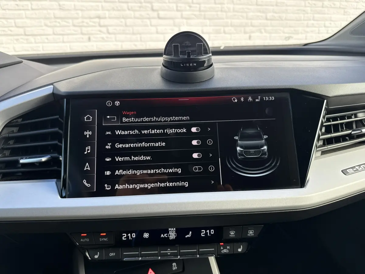 45 S Edition 82 kWh Trekhaak Adaptive cruise Camera 21 inch Velgen