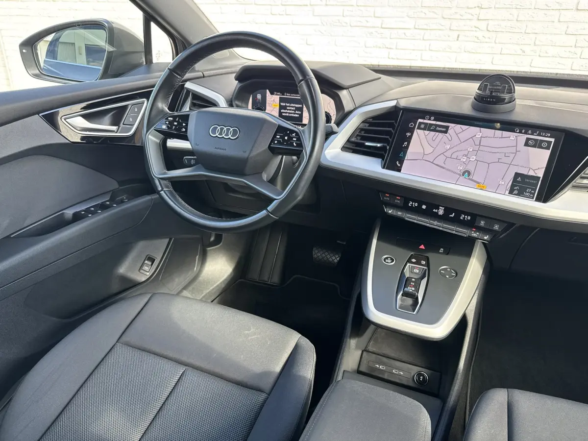 45 S Edition 82 kWh Trekhaak Adaptive cruise Camera 21 inch Velgen