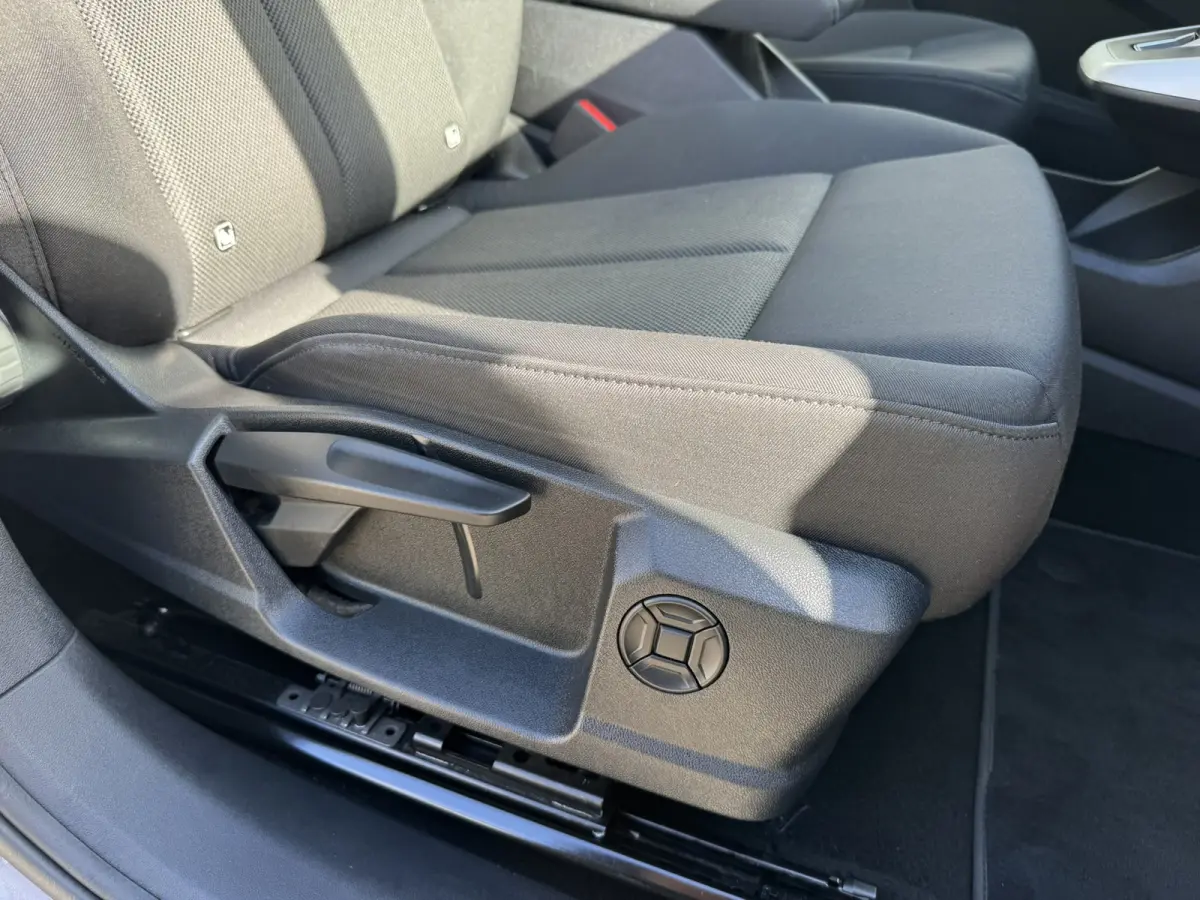 45 S Edition 82 kWh Trekhaak Adaptive cruise Camera 21 inch Velgen