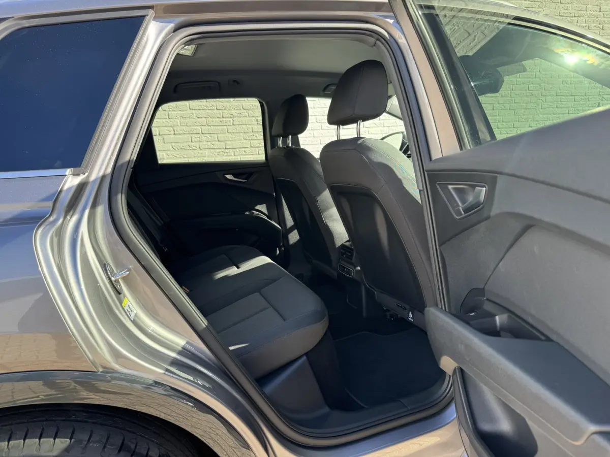 45 S Edition 82 kWh Trekhaak Adaptive cruise Camera 21 inch Velgen
