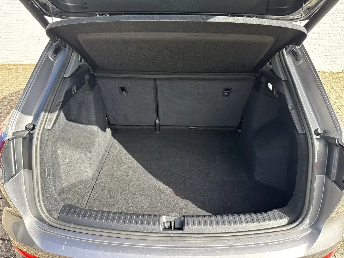 45 S Edition 82 kWh Trekhaak Adaptive cruise Camera 21 inch Velgen