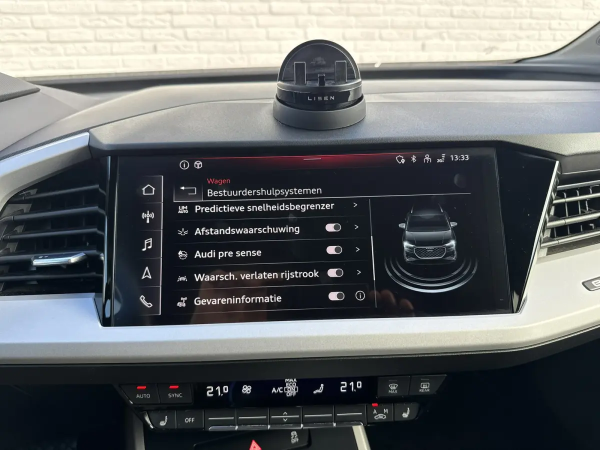45 S Edition 82 kWh Trekhaak Adaptive cruise Camera 21 inch Velgen