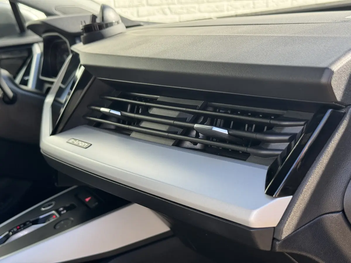 45 S Edition 82 kWh Trekhaak Adaptive cruise Camera 21 inch Velgen