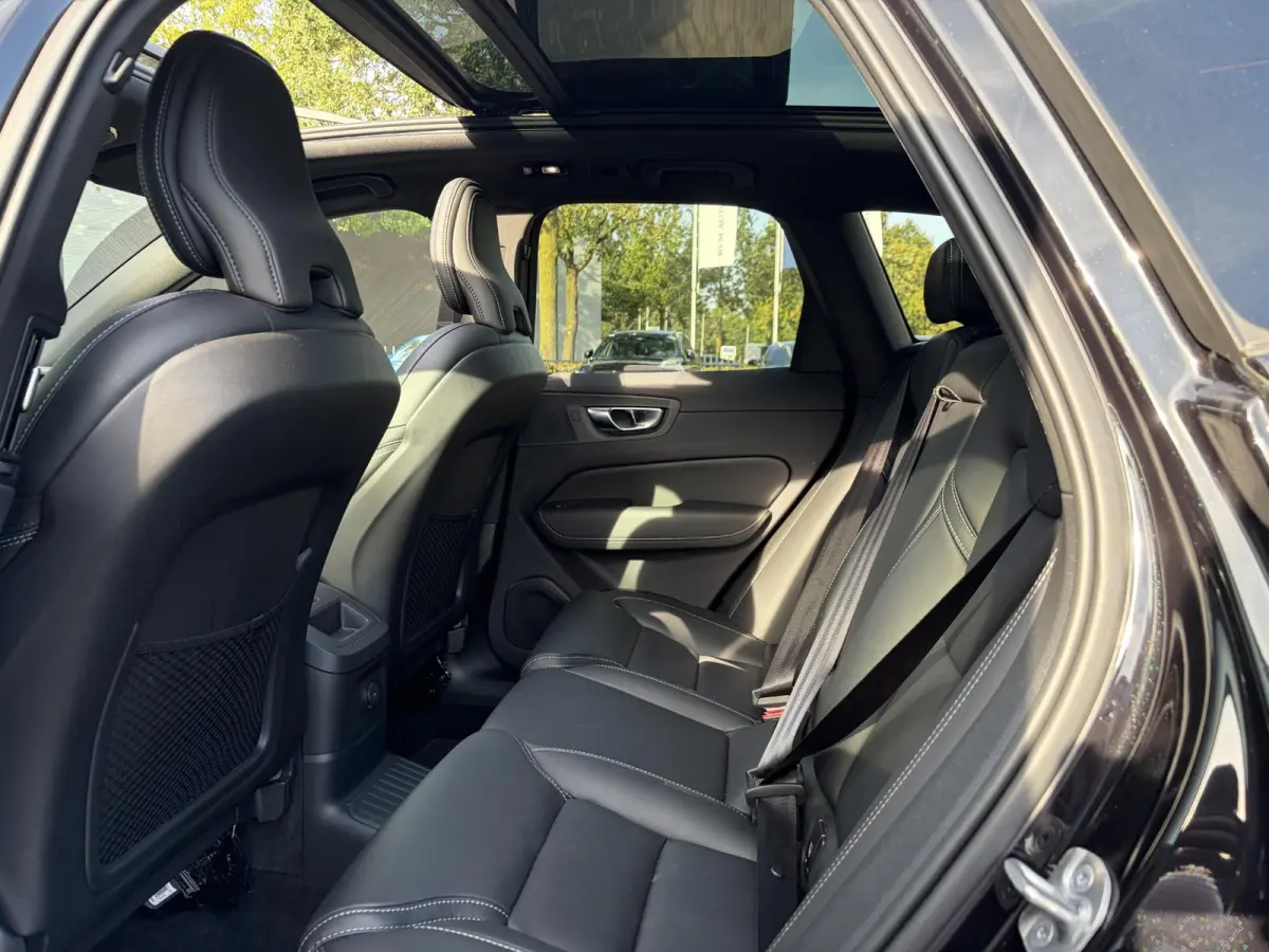 2.0 T6 Plug-in hybrid AWD Plus Black Edition NAPPALEDER + STOELVENTILATIE| HARMAN KARDON| PANO| 360 CAMERA| MEMORY STOELEN|